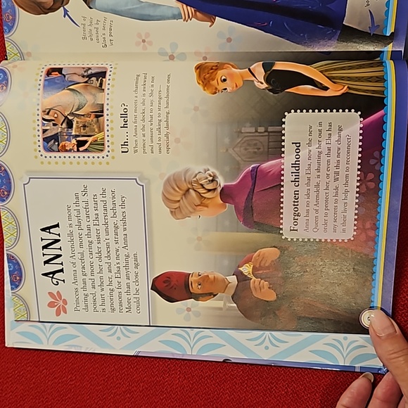DK Disney FROZEN The Essential Guide book reference bios trivia gift ready - Picture 5 of 12
